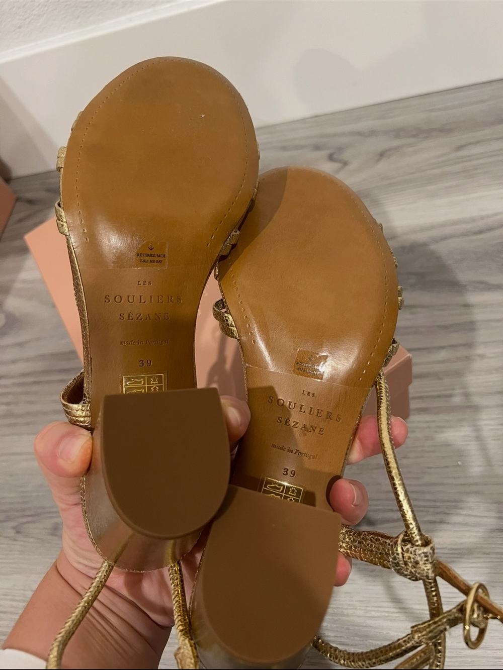 NIB Sezane Gloria Gold Strappy Block Heel Sandals 39 7.5-8 - Picture 3 of 6